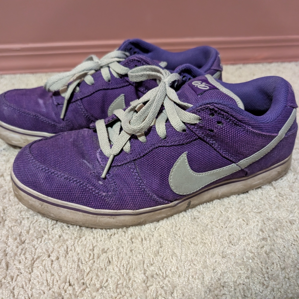Nike Purple and Gray Sneakers